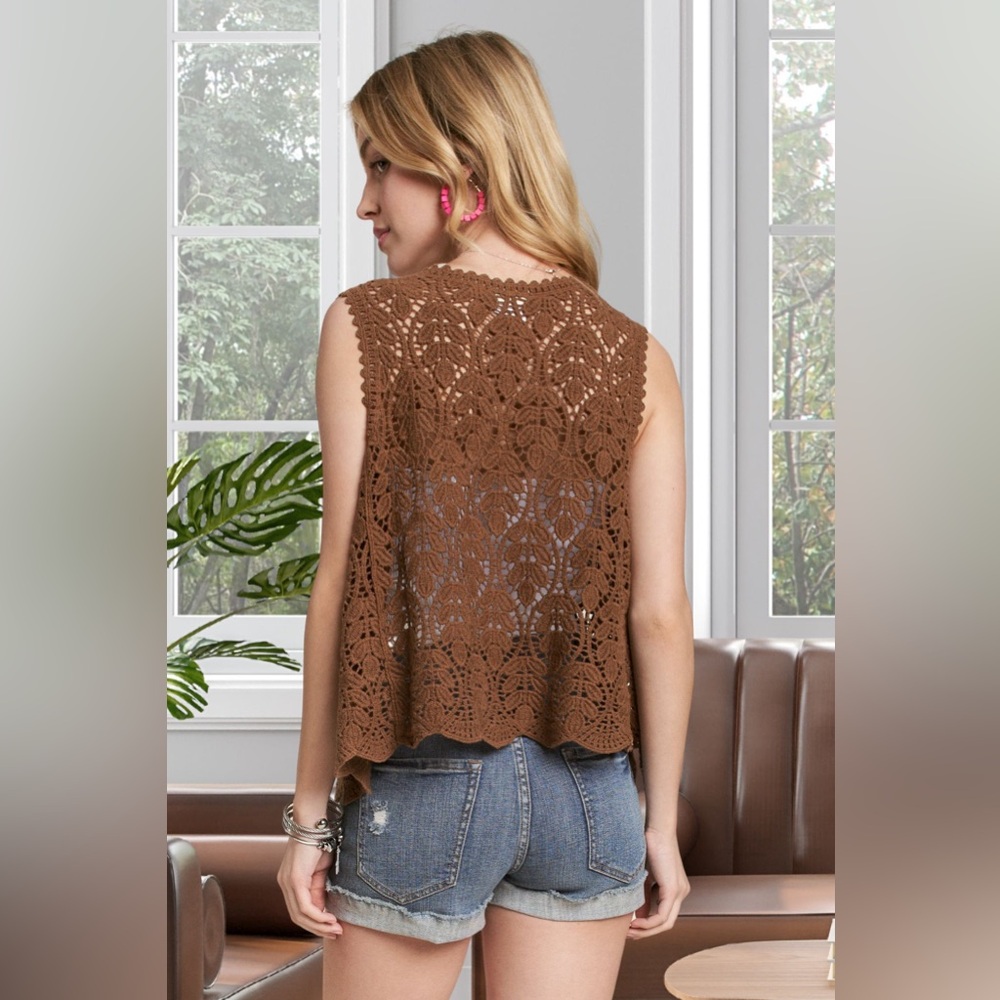 ADORA Crochet Vest With Scallop Hem - Picture 3 of 3